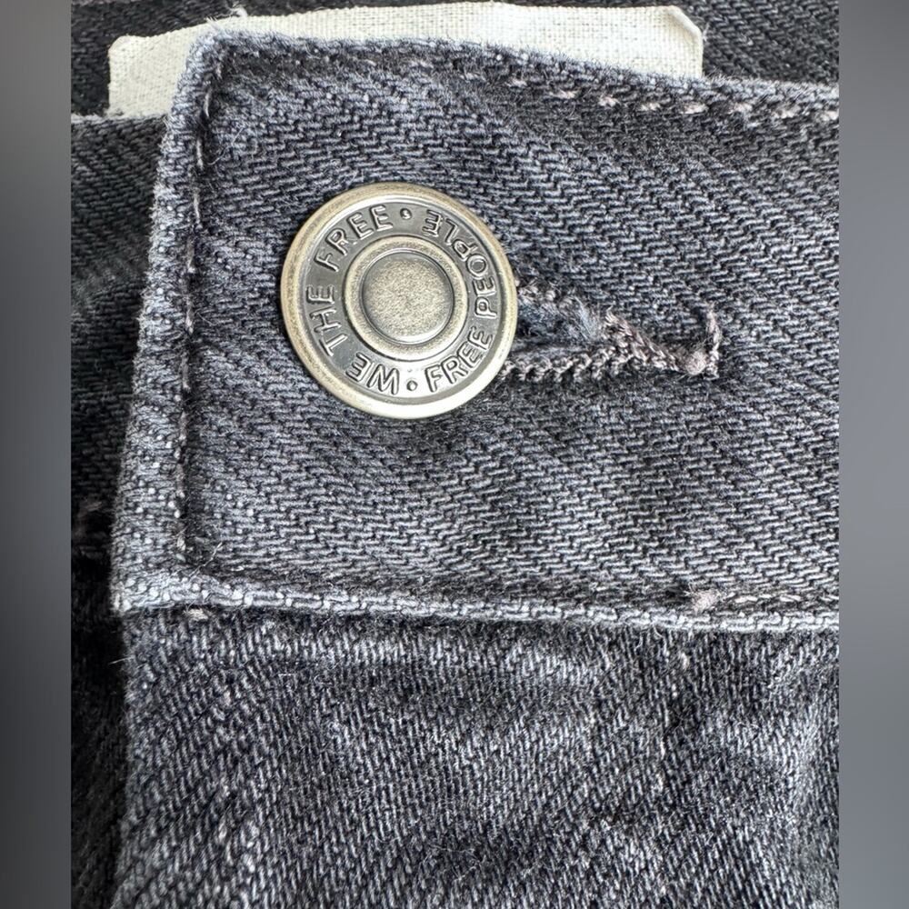 Black Distressed Wide-Leg Women’s Jeans - Picture 5 of 13
